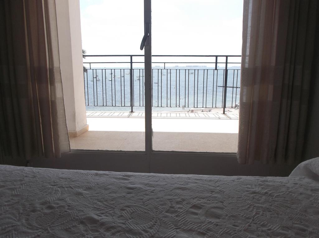 Hotel Lido Santiago De La Ribera Oda fotoğraf